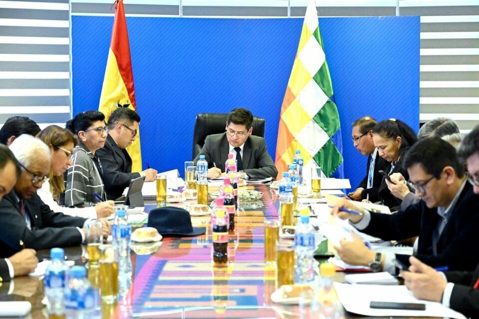 Economía: Montenegro y universidades públicas trabajarán en mesas técnicas para asignación de recursos extraordinarios