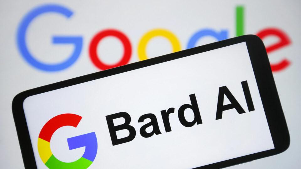 Bard, la inteligencia artificial de Google, ya está disponible en Maps, YouTube, Gmail y Drive
