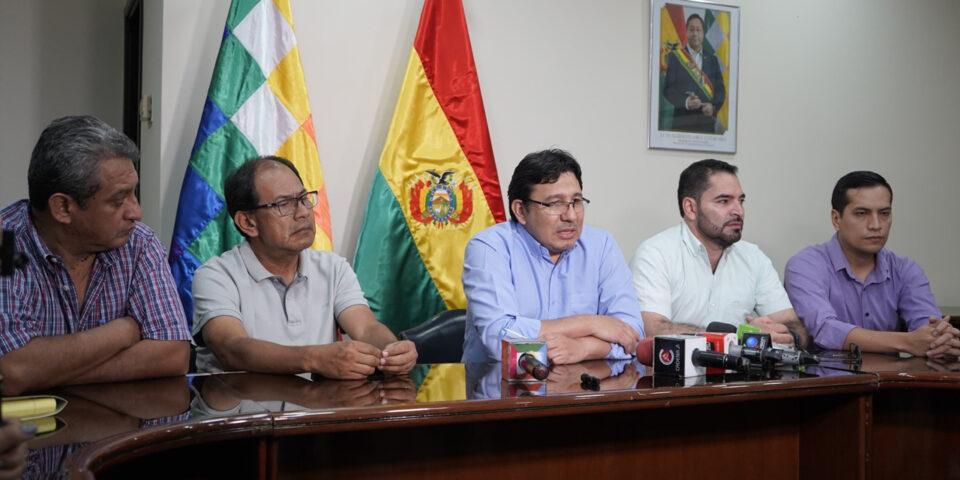Provisión de diésel garantizada, Ministro de Hidrocarburos informa fin de filas en estaciones de servicio
