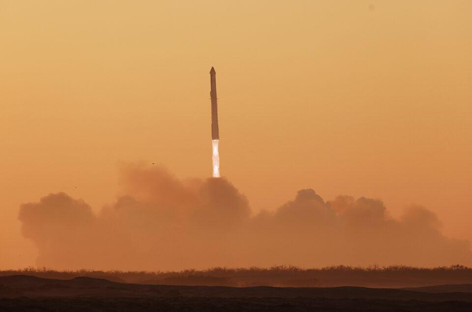 SpaceX pierde el cohete y la nave espacial Starship durante su segundo vuelo de prueba