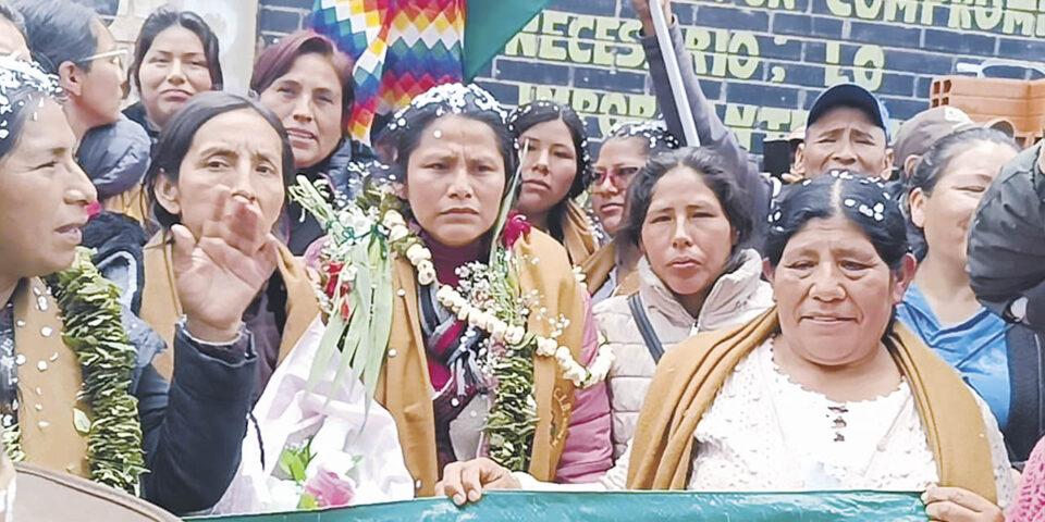 Respaldan a la nueva líder intercultural Lidia Janeth Pizarro