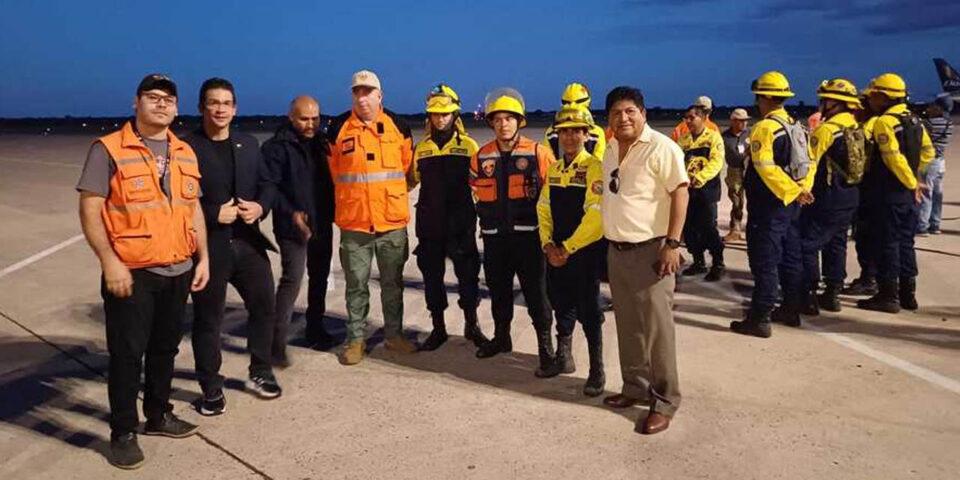 72 bomberos venezolanos reciben reconocimiento por su labor en la extinción de incendios