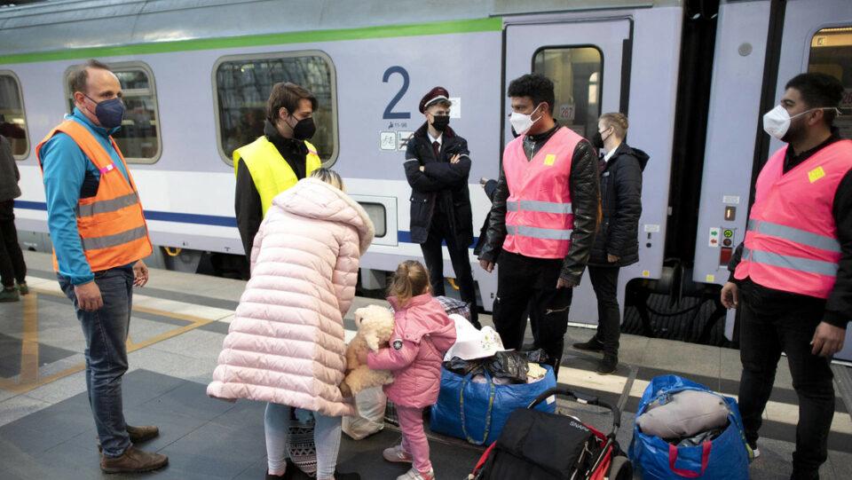 Primer ministro de Irlanda propone modificar beneficios sociales para refugiados ucranianos