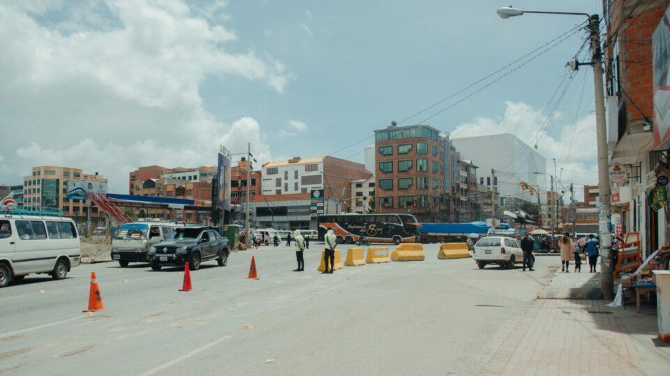 Plan de Ordenamiento Vial: barreras de hormigón en la avenida 6 de Marzo