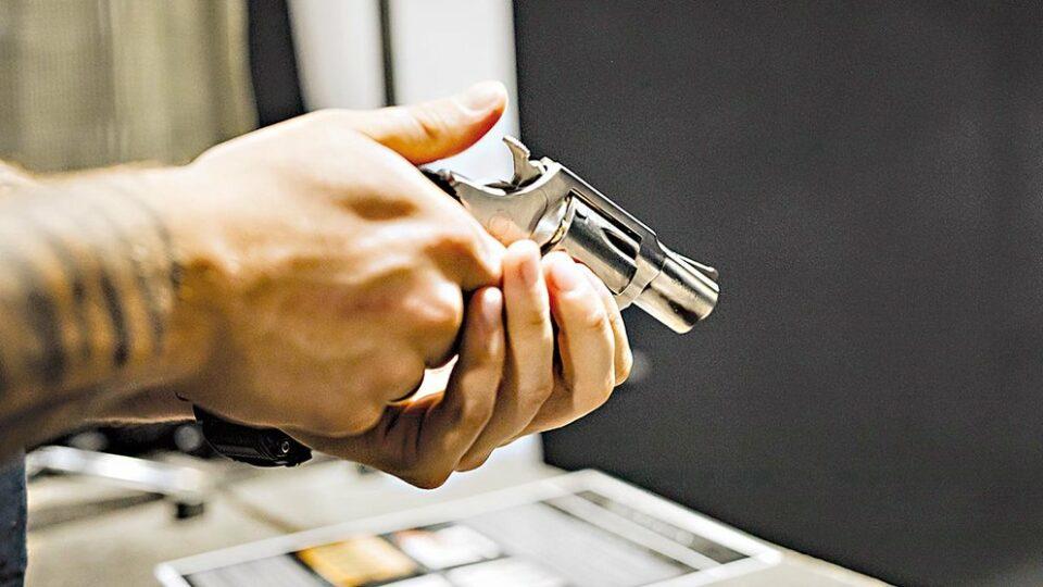 Una mujer fue asaltada a mano armada en Santa Cruz