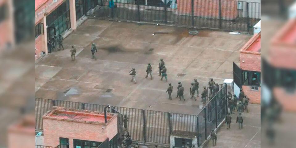Las Fuerzas Armadas de Ecuador buscan recuperar el control total de las cárceles