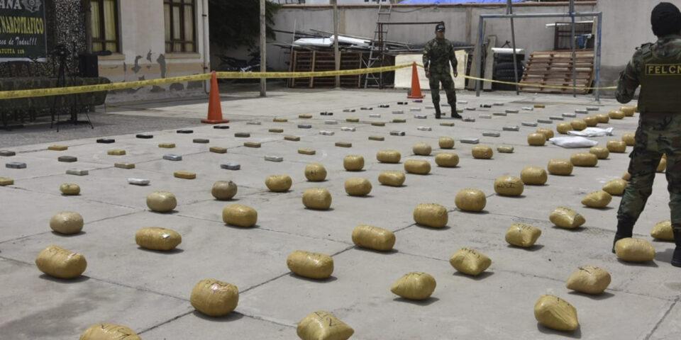 La Policía incauta 226 kilos de droga en tres operativos realizados en Oruro