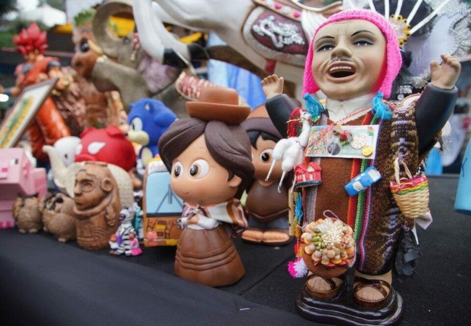 Artesanos de diferentes rubros inician la preferia de la Alasita en la ciudad de La Paz