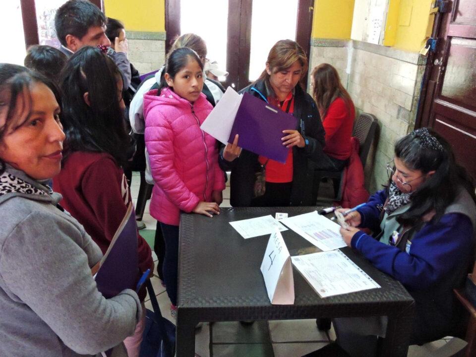 Existen reclamos por incremento de pensiones escolares pese a la disposición del Ministerio de Educación