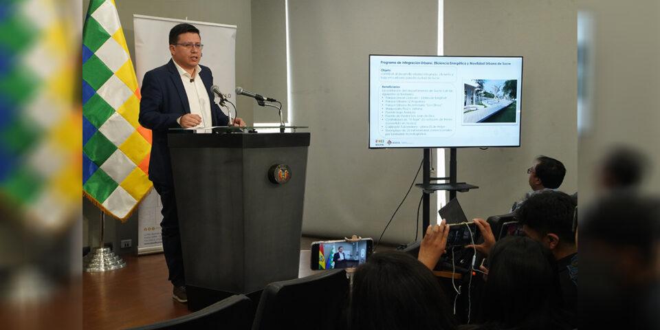 El Gobierno presentó un nuevo proyecto de ley a la ALP, sumando $us 804 millones de créditos pendientes en tratamiento y aprobación.