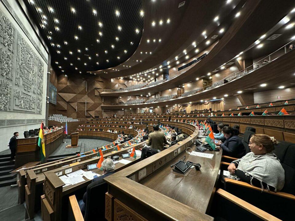 ALP considerará esta tarde proyectos de ley que aprueban créditos por $us 325 para el programa ‘Luz que Cambia Vidas’