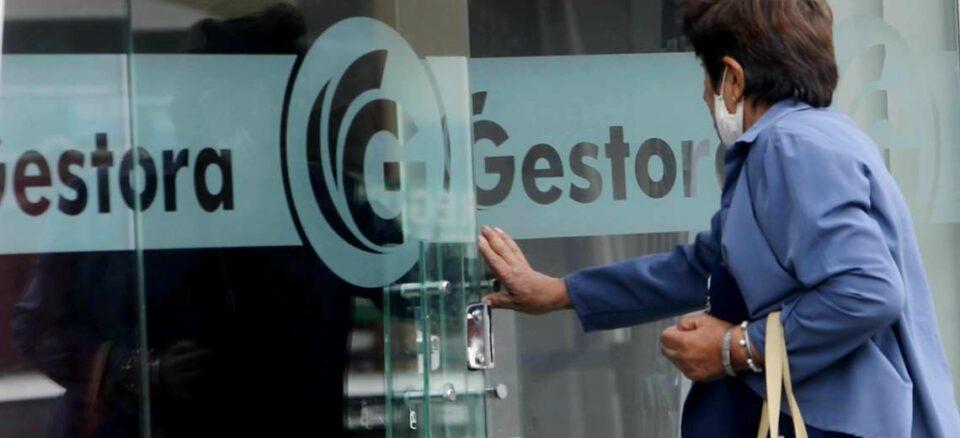 modificación a la ley de pensiones no obliga a jubilarse a los 65 años