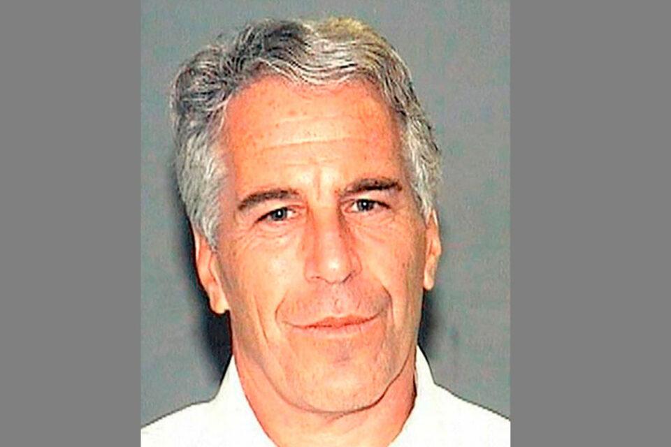 FBI es demandada por las víctimas de Jefrey Epstein