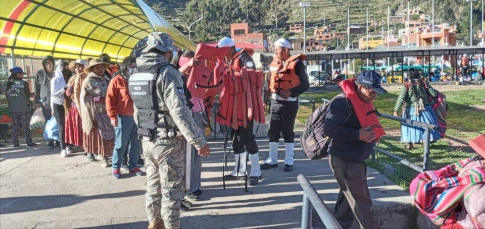 Armada despliega más de 800 efectivos en cercanías del lago Titicaca por Semana Santa