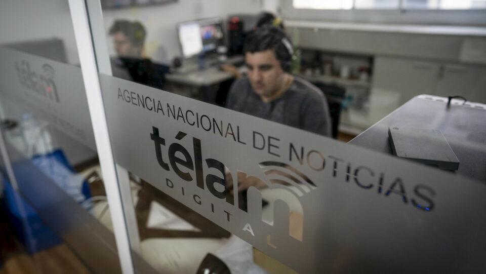 Agencia estatal de noticias argentina Télam fue cercada por órdenes del Gobierno
