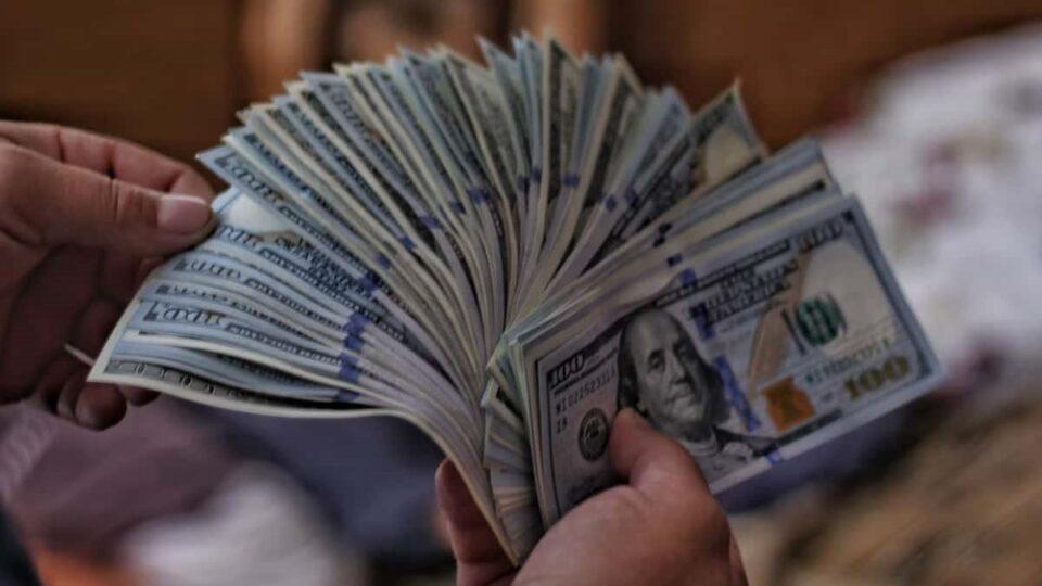Empresas impulsan el 'Bono BCB en dólares' a más de $8,8 millones