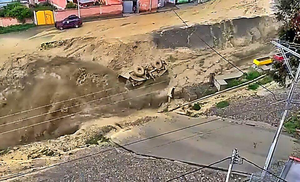 Desborde de río en La Paz deja una persona fallecida y dos heridos