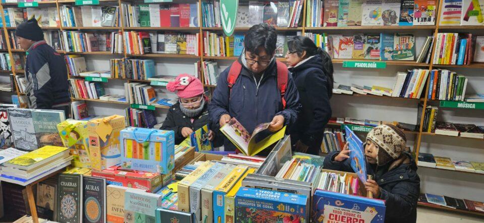 Opinión Bolivia CC buscar Publicidad 941611 Opinión Bolivia Diario Digital | jueves, 11 de abril de 2024 Actualizado 11:22 COCHABAMBA PAÍS POLICIAL DEPORTES MUNDO CULTURA MULTIMEDIA OPINIÓN TENDENCIAS ESPECIALES AVISOS NECROLÓGICOS El Alto prepara cuarta versión de la Feria Cultural del Libro