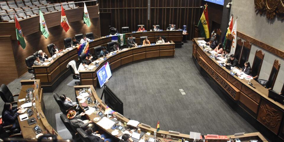 La comisión bicameral solo aprobó 3 de 10 leyes acordadas en el pacto