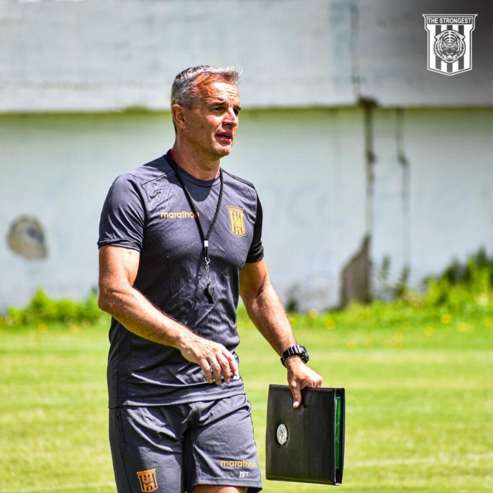 Lavallén renuncia a The Strongest: ‘Soy responsable (de la eliminación)’