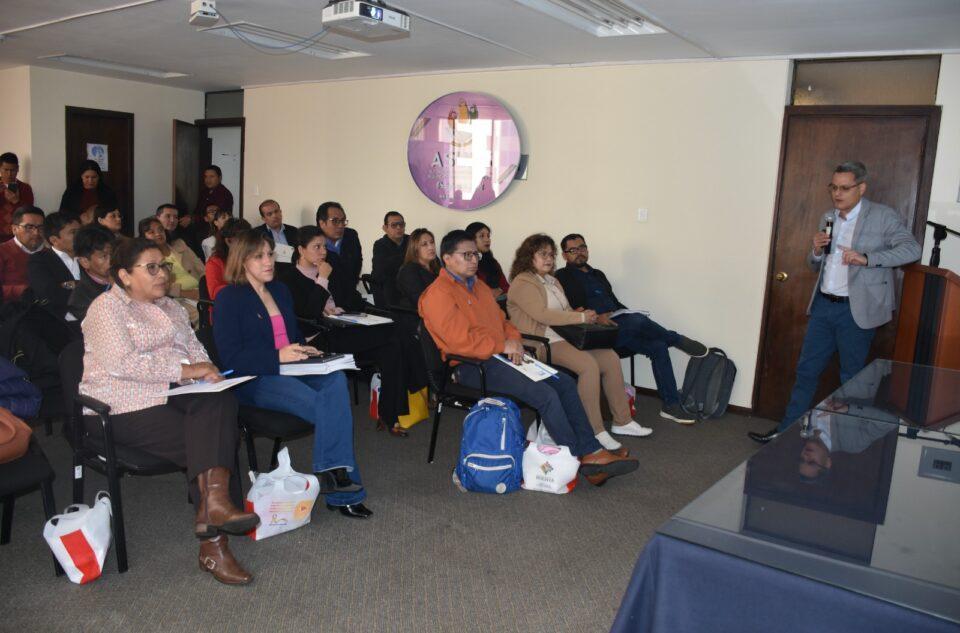Salud organiza el "Taller de Formación de Facilitadores en la Normativa de Cáncer de Bolivia”