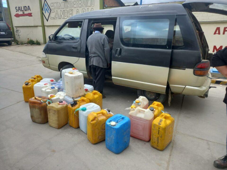 Operativo en El Alto: Secuestran más de 1.000 litros de combustible ocultos en vehículos