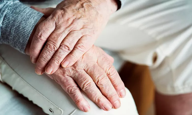 Cuatro venezolanos fueron expulsados del país por golpear a un hombre de la tercera edad