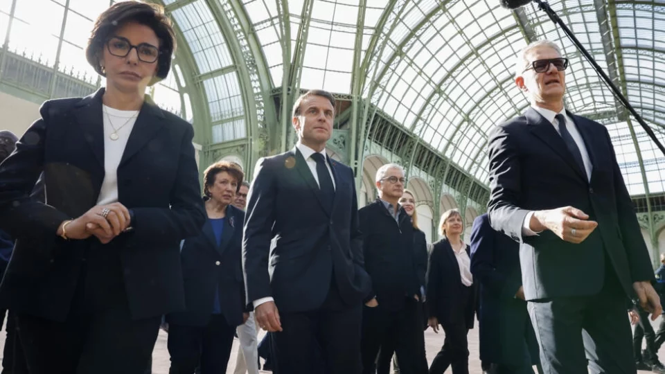 Macron plantea la posibilidad de limitar la ceremonia de apertura de los JJOO de París