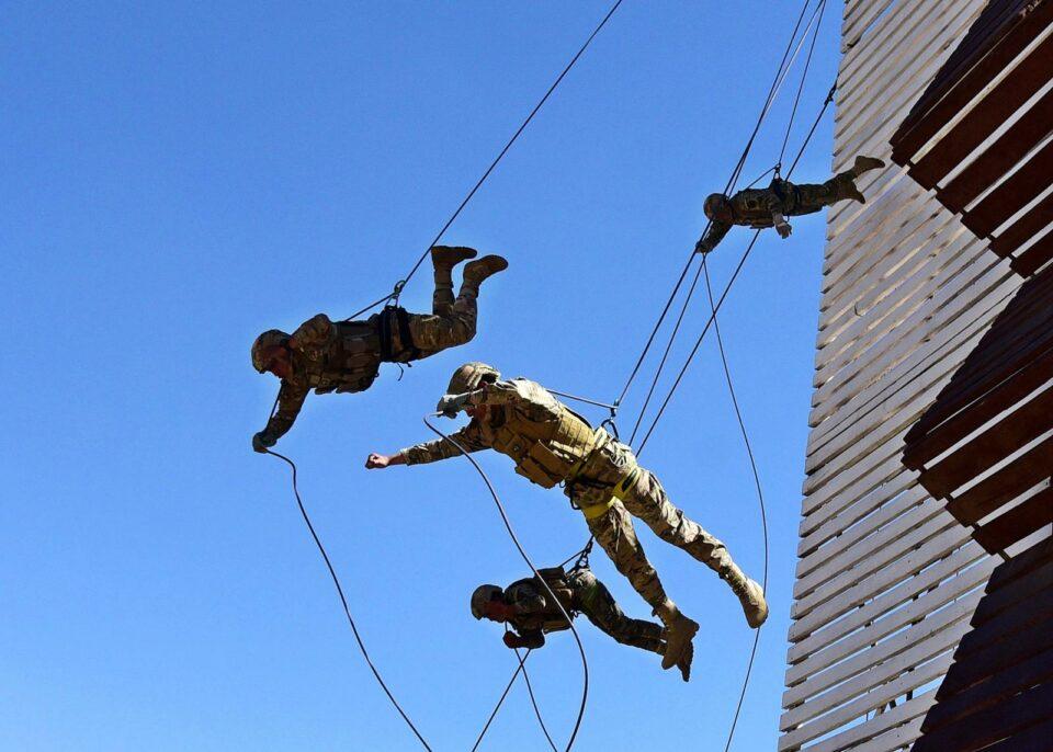 Defensa evalúa tratamiento en el exterior para uno de los cadetes que se accidentó realizando el "salto de la muerte"