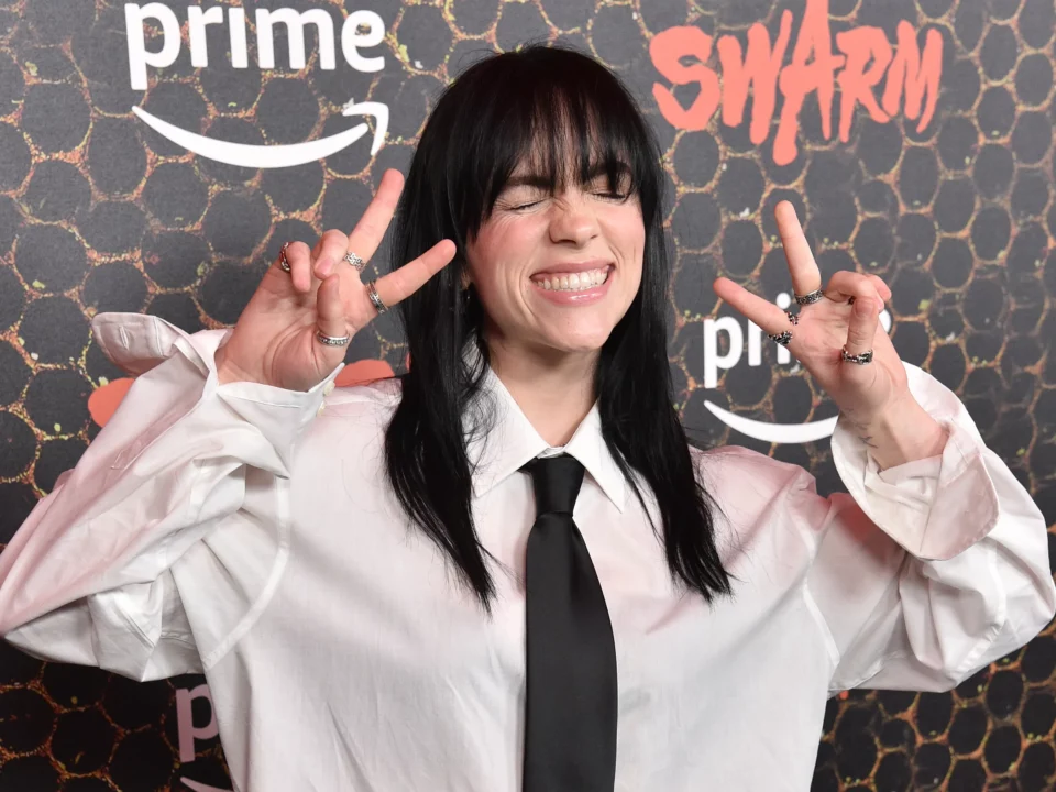 Billie Eilish confesó que el sexo es su tema de conversación favorito: “Debería tener un doctorado en masturbación”