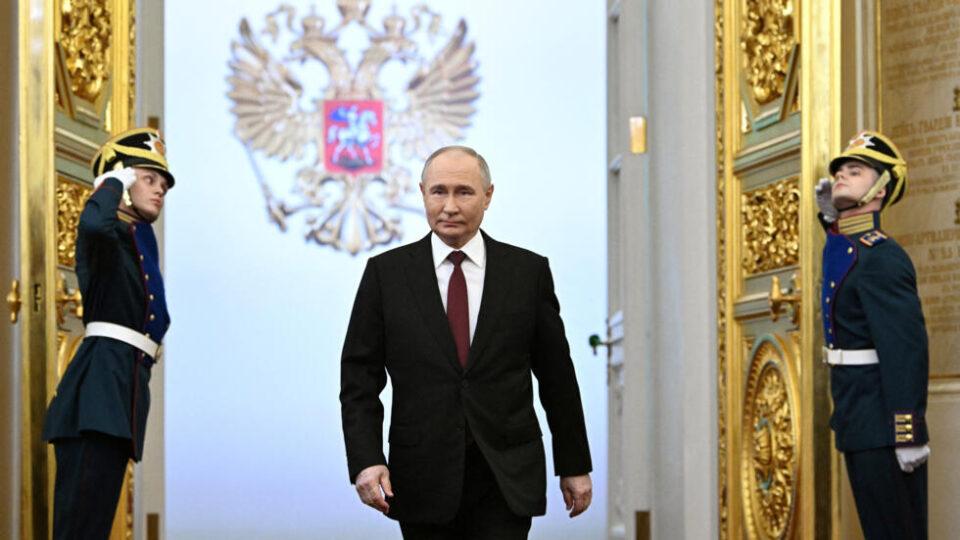 Vladímir Putin toma posesión como presidente de Rusia