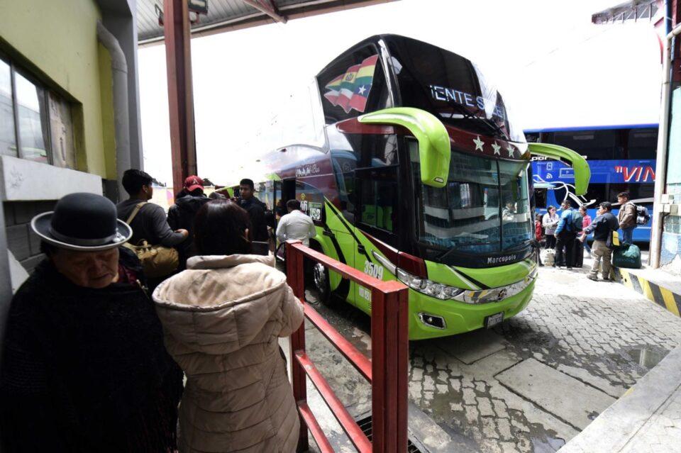 Sector transporte internacional no acatará el bloqueo indefinido de carreteras