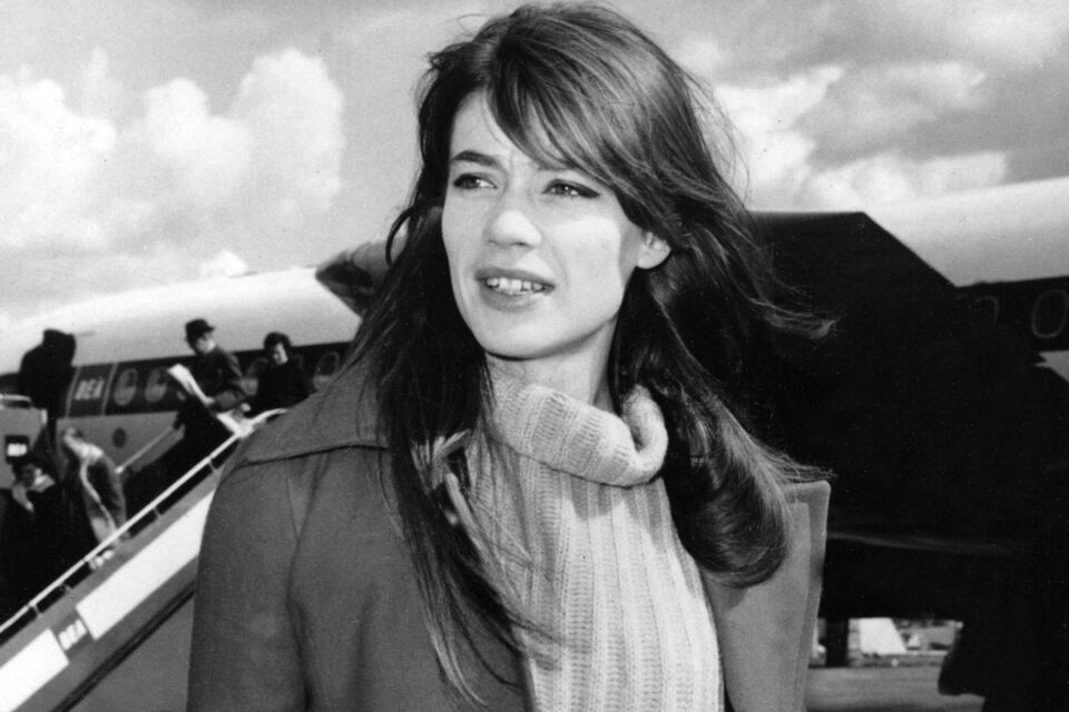 Muere Françoise Hardy, icono pop de Francia