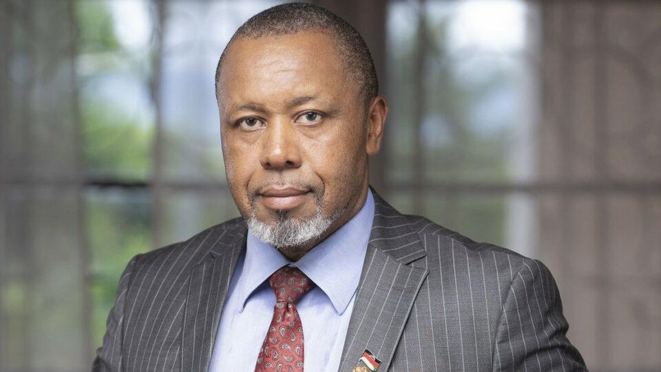 Vicepresidente de Malaui muere al estrellarse su avión