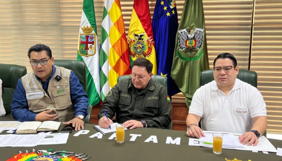 Fiscalía de Santa Cruz participa de reunión interinstitucional para asumir acciones contra incendios