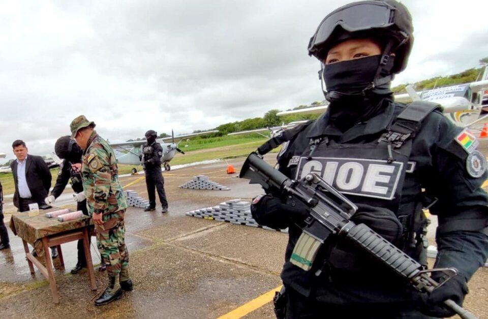 FELCN confisca más de 139 toneladas de marihuana y cocaína de enero a julio