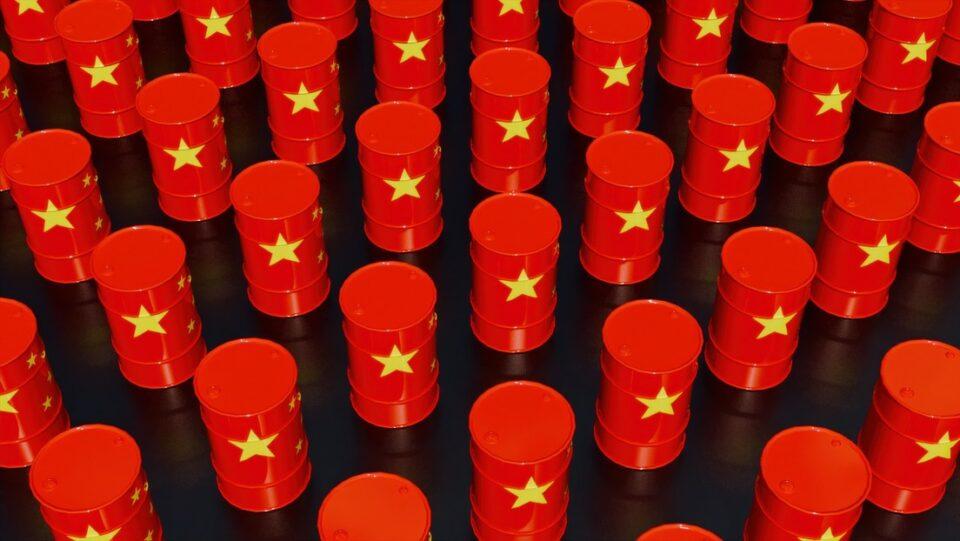 ¿Por qué China acumula "en secreto" reservas de materias primas?