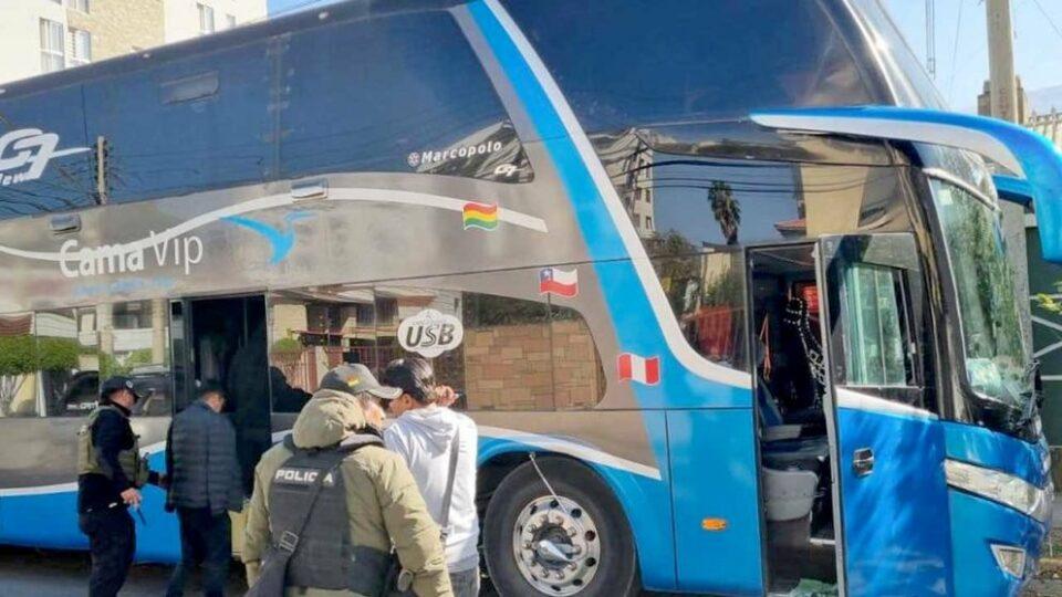 Chofer es enviado a la cárcel por ayudar a llevar droga en Cochabamba