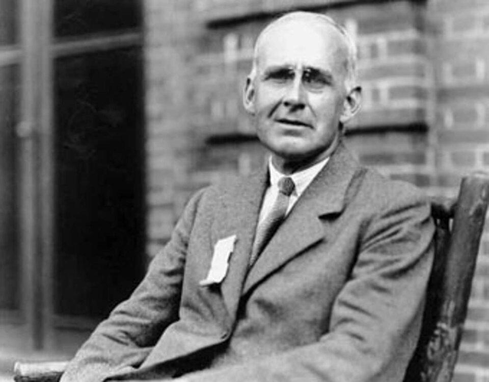 Arthur Eddington, el científico que elevó a Einstein a la fama mundial