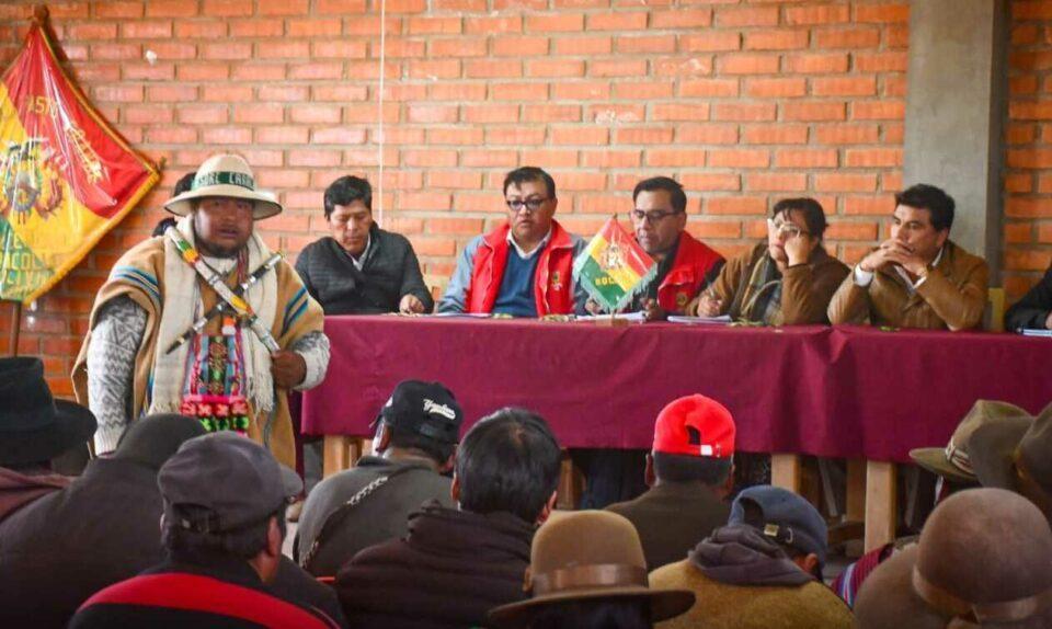 Bloqueo en Caracollo se levanta debido al financiamiento Bs 100 millones