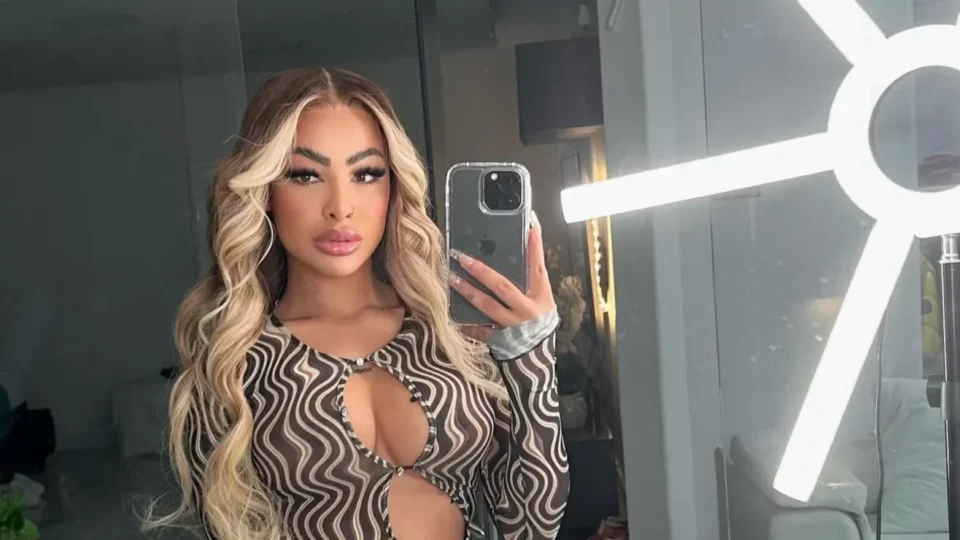 Yailin La Más Viral aprovecha polémica con Tekashi para promocionar uno de sus productos