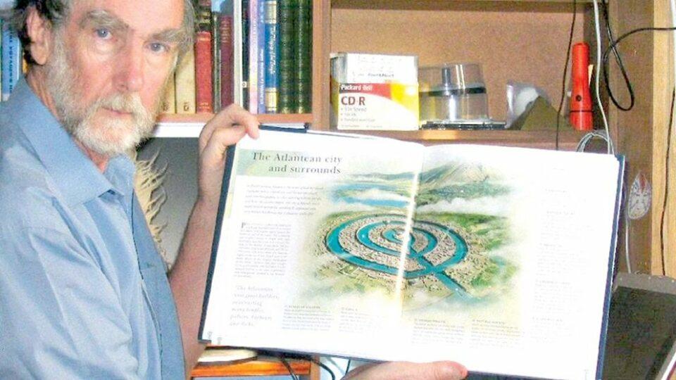 La Atlántida en Bolivia: el investigador Jim Allen llega a la ciudad de La Paz