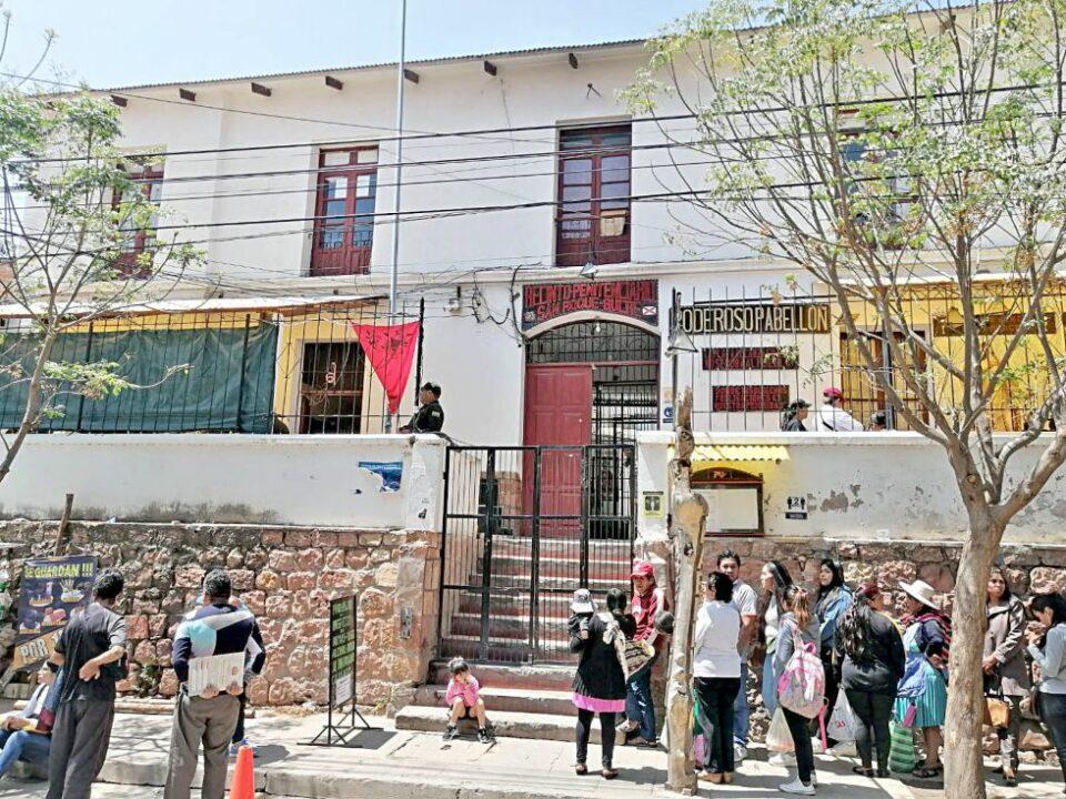 A prisión dos jóvenes por acuchillar a un hombre