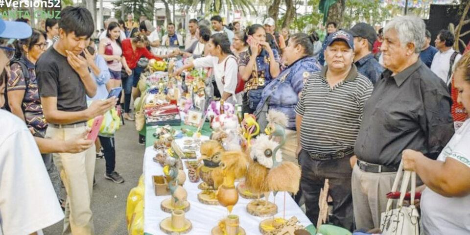 Lanzan feria de la Alasita en Santa Cruz de la Sierra