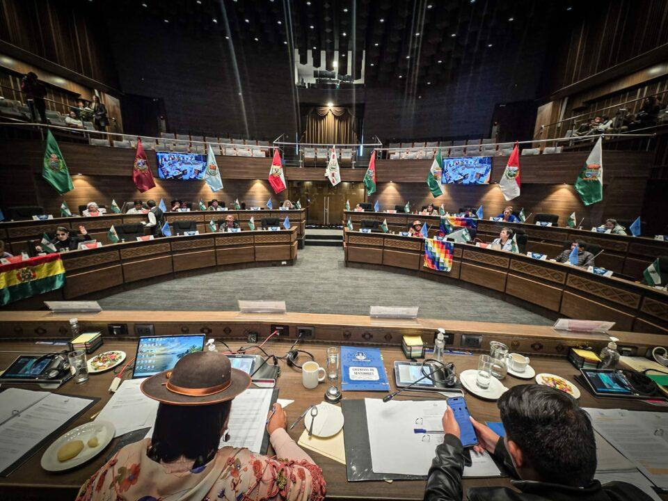 Senadores abrogan Ley 741 sobre desmonte de terrenos agrícolas y pecuarios aprobada en 2015