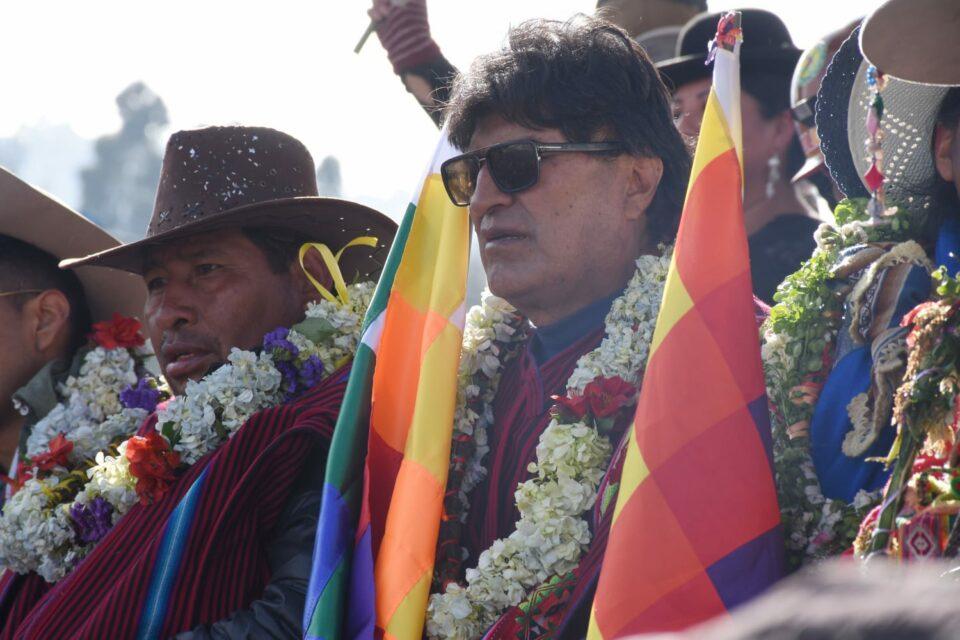 Evismo otorga 24 horas para reemplazar ministros y solucionar la crisis del combustible