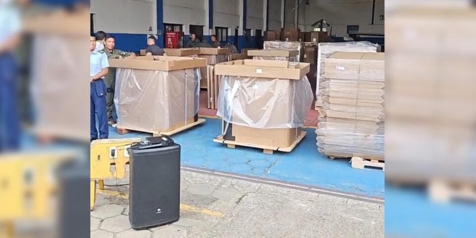 Llegan 200 “Cajas Guardián” a Santa Cruz para combatir incendios y se prevé bombardeo de nubes