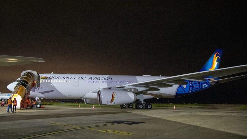 Ministro Montaño exige mano dura tras hallazgo de 13 kilos de cocaína en vuelo de BoA