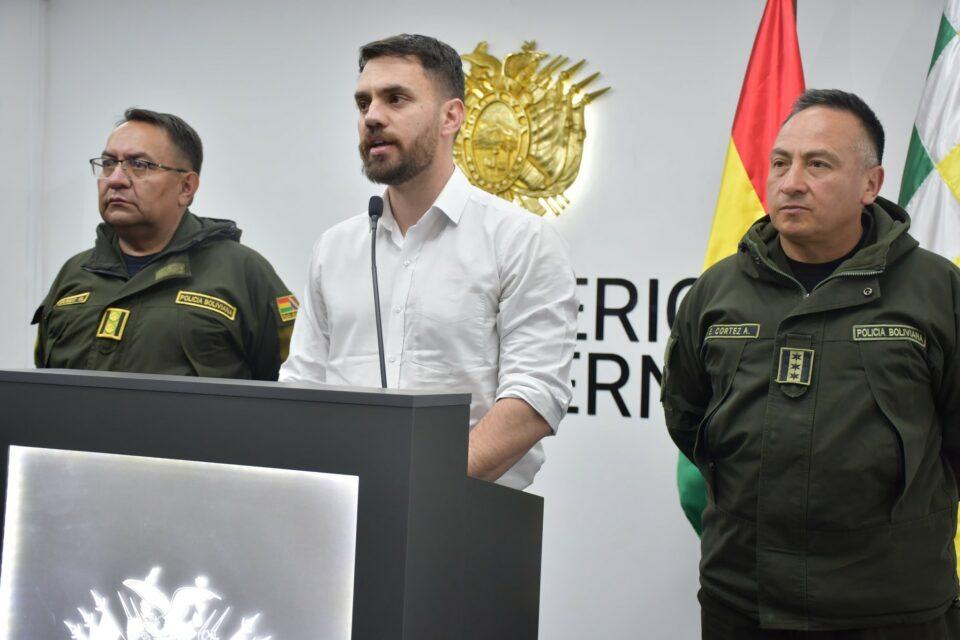 Policía Boliviana habilitada para recibir donativos en apoyo a bomberos que combaten incendios forestales