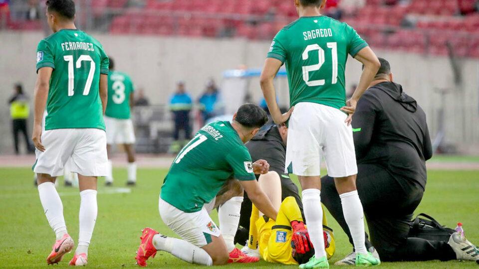 Lesión de Carlos Lampe: el arquero boliviano se rompe el tendón de aquiles tras la victoria en Chile